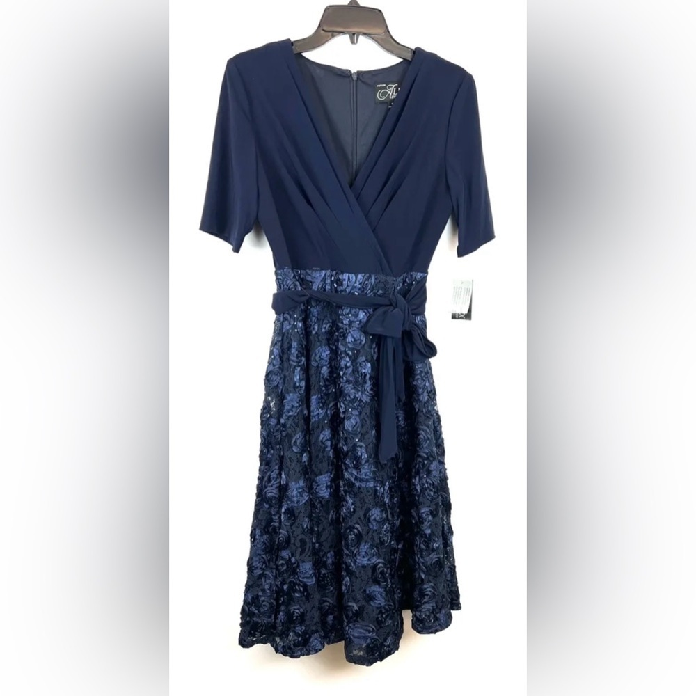 Alex Evenings Women’s Short Sleeve Blue Tie Dress Petite Size Small